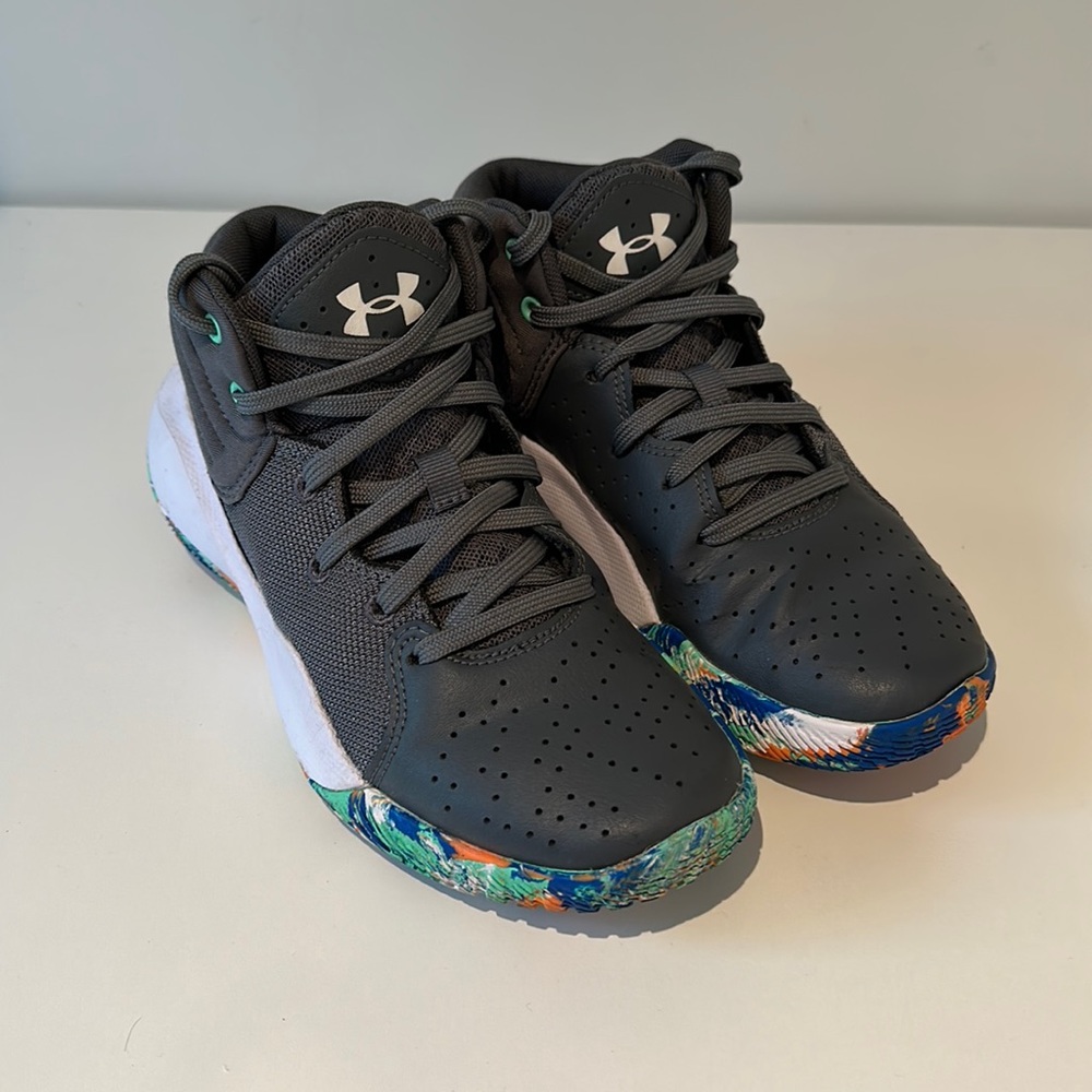 Under Armour Grade School Jet 21 Basketball